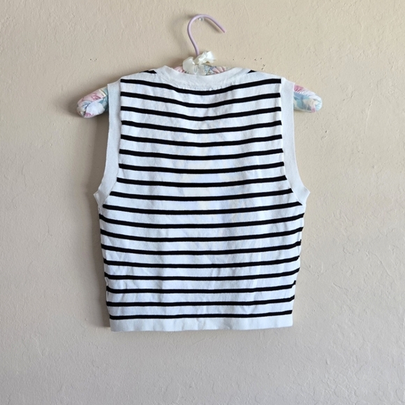Commense Classy Stripe Crop White And Black Tank Top Size Large - Picture 4 of 8